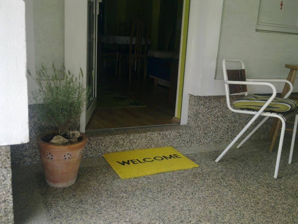 Apartment & Rooms Miboti Samobor Bilik gambar