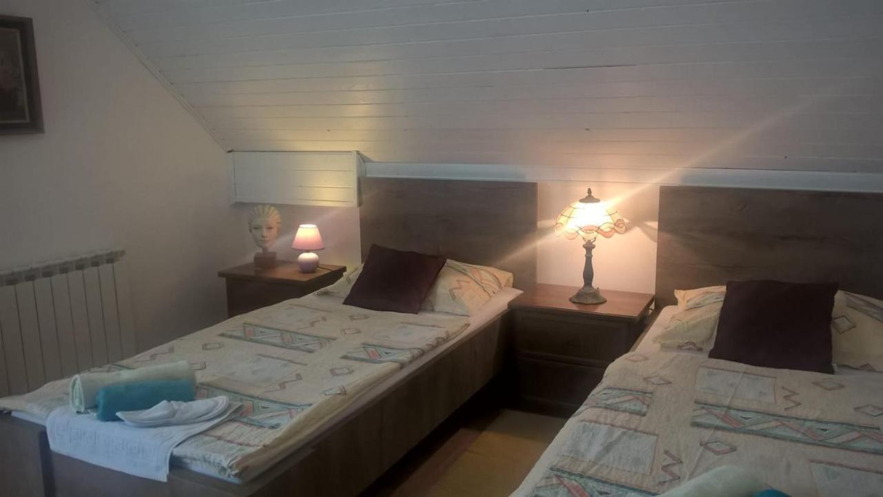 Apartment & Rooms Miboti Samobor Luaran gambar